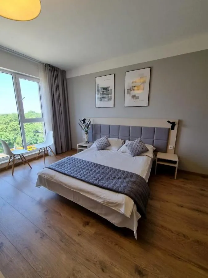 Warsaw Apartments - Luxury Top-View Aparthotel